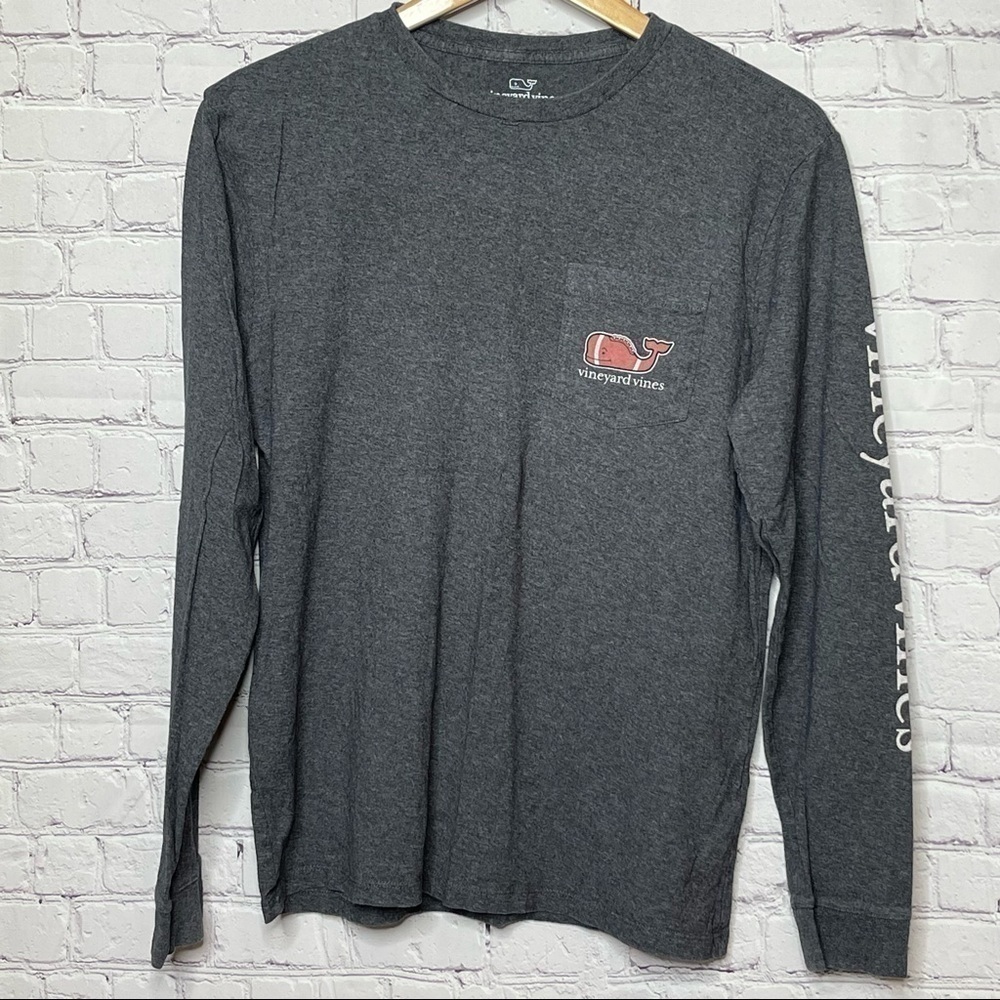 Vineyard Vines Football Long Sleeve Tee size Small